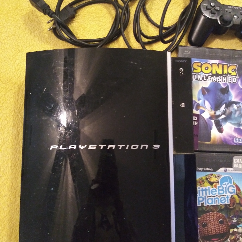 PlayStation 3 console and 6 games